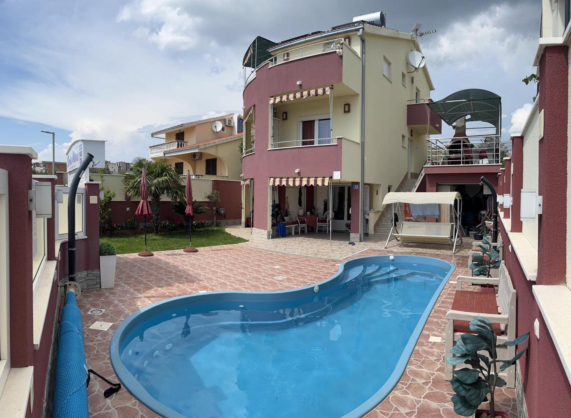 Apartments Villa Stella Maris 로고즈니차 외부 사진