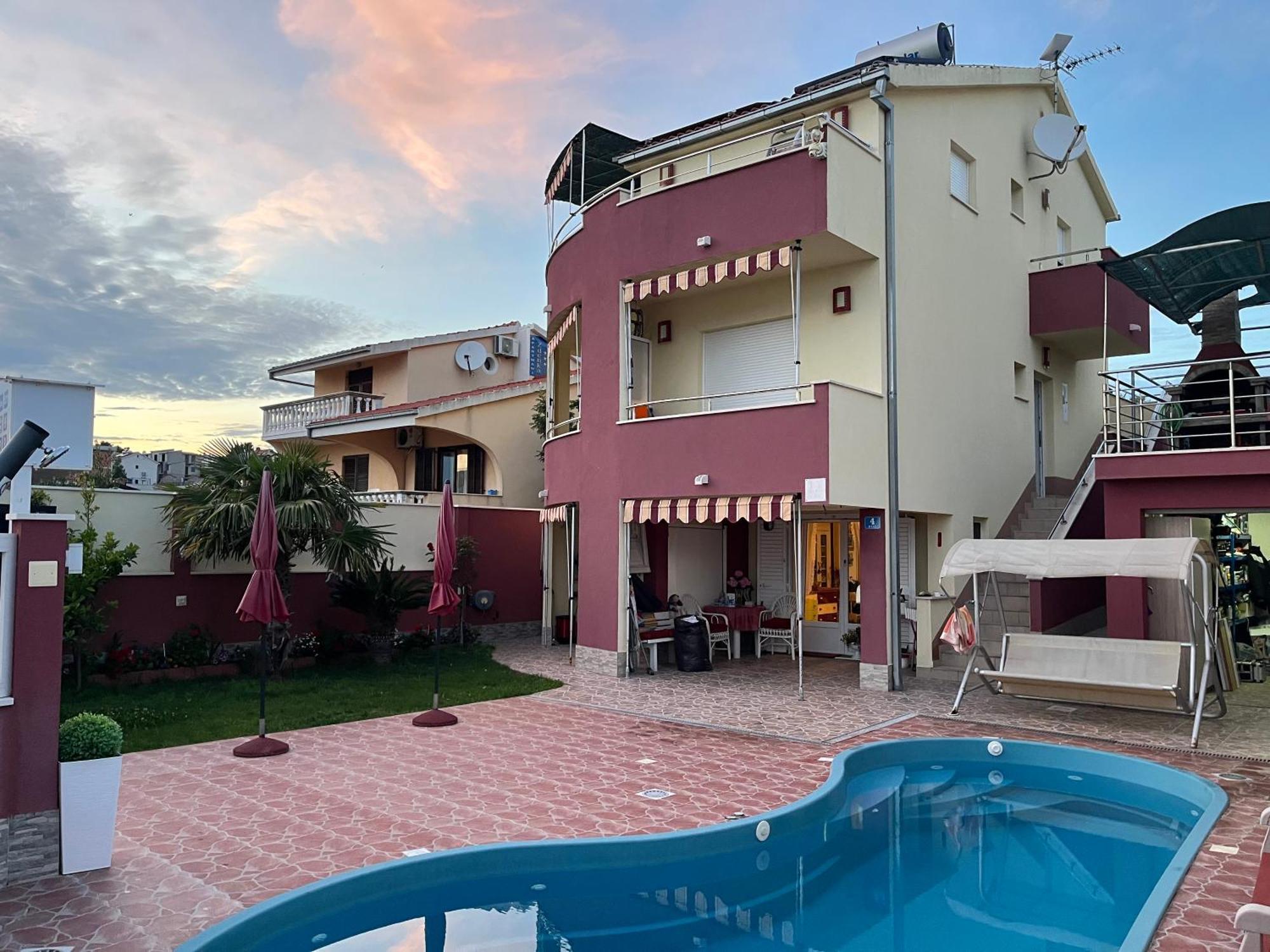 Apartments Villa Stella Maris 로고즈니차 외부 사진